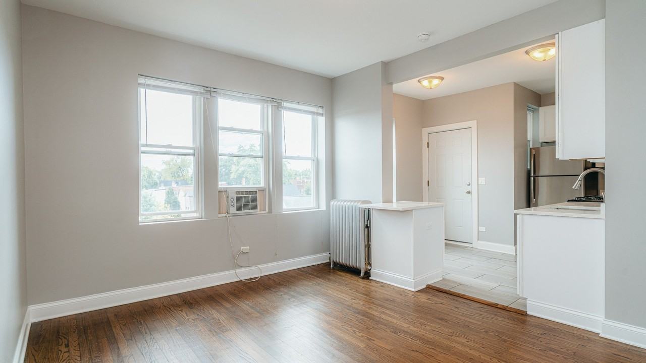 3853 W Schubert Ave #1 - Photo 3 of 11