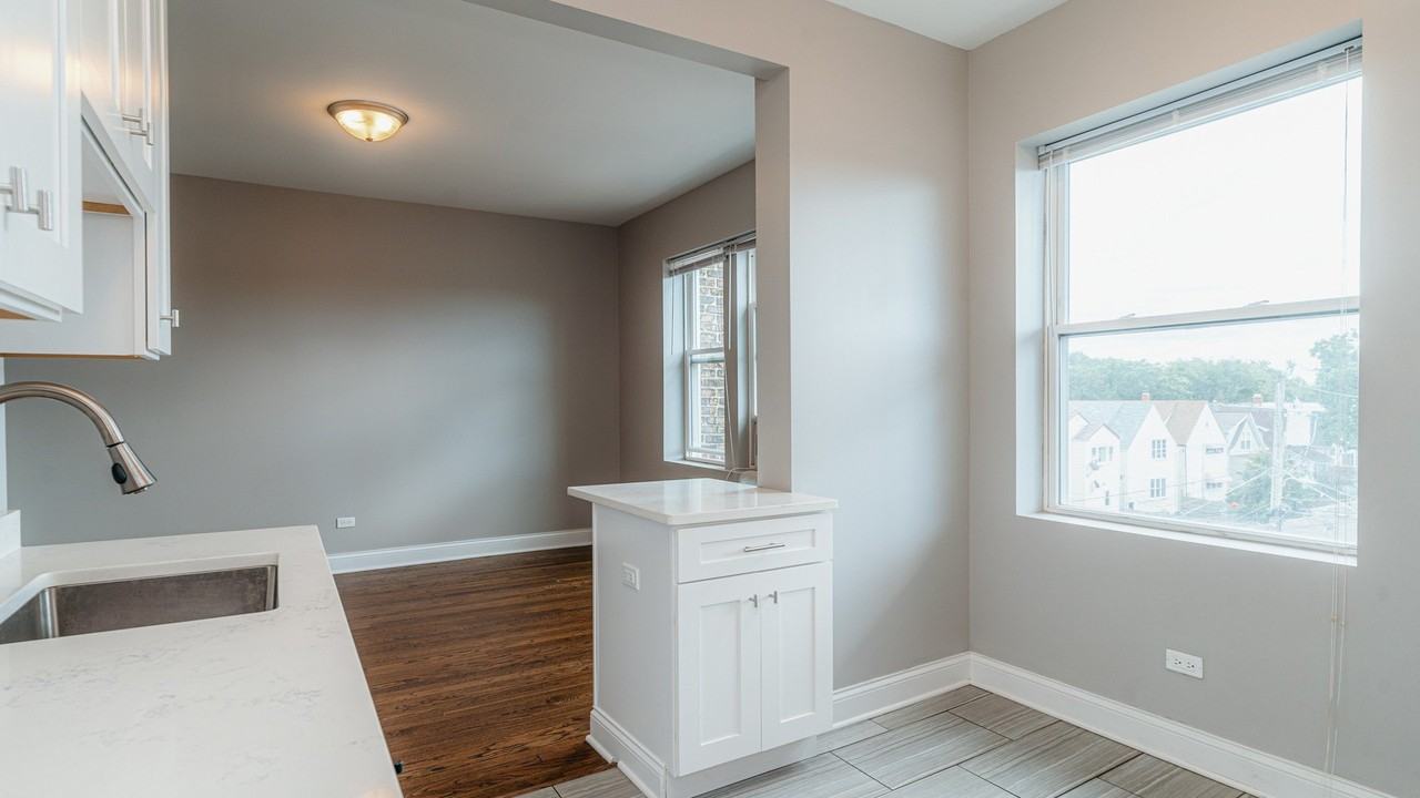 3853 W Schubert Ave #1 - Photo 4 of 11