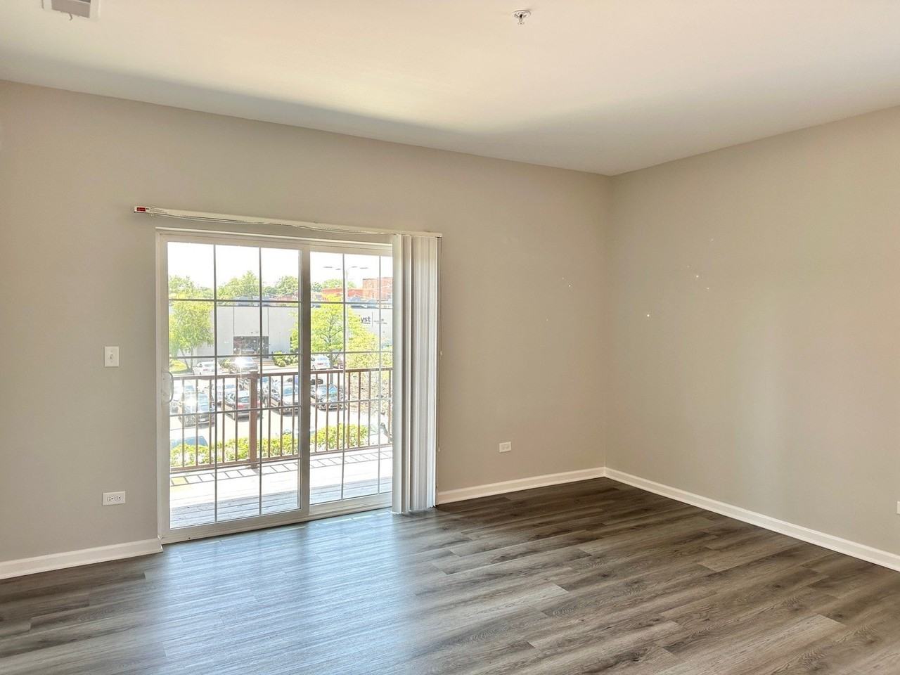 301 N Madison St #3A - Photo 5 of 16