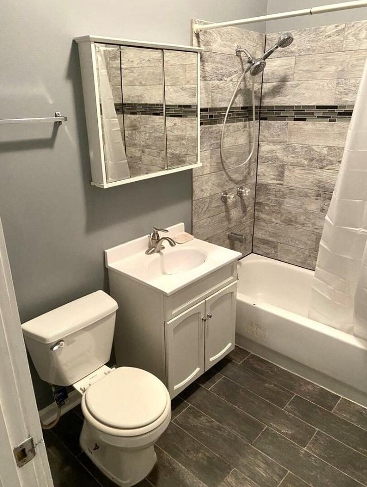 2356 S Lawndale Ave #1 - Photo 5 of 7