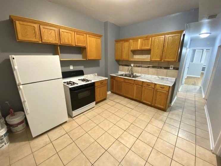 2356 S Lawndale Ave #1 - Photo 6 of 7
