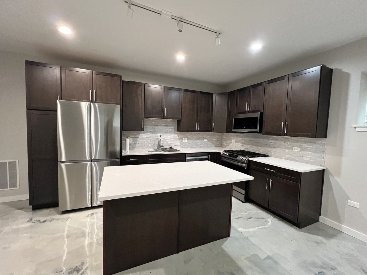 4853 W Nelson St #G - Photo 3 of 13
