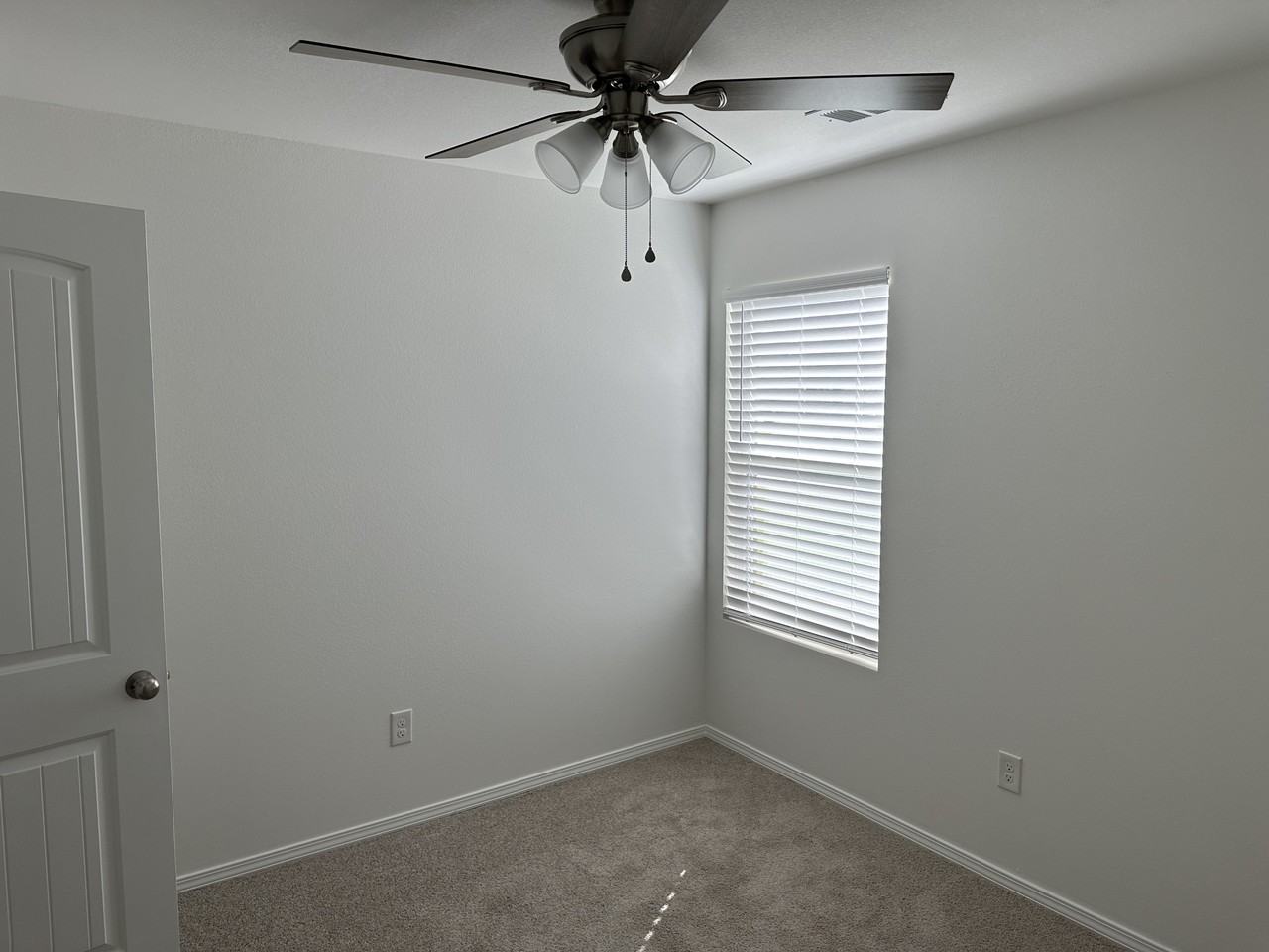 5704 Pope St #1 - Photo 6 of 18