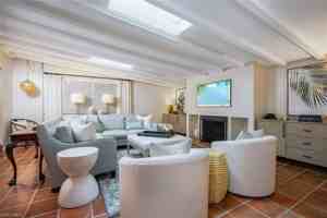 featured image of 359 2nd Ave N