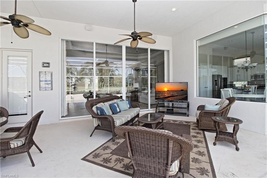1901 Winding Oaks Way - Photo 2 of 21