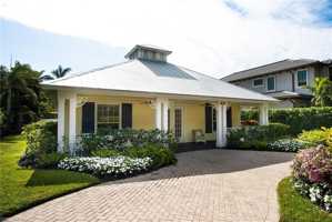 featured image of 476 1st Ave N