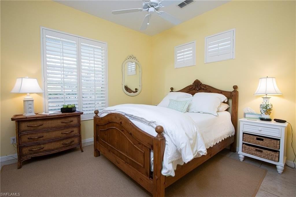 476 1st Ave N - Photo 7 of 39