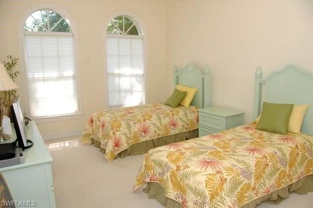 590 E Lake Dr - Photo 4 of 11