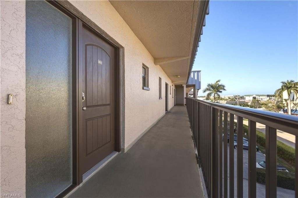 801 River Point Dr #303A - Photo 2 of 27