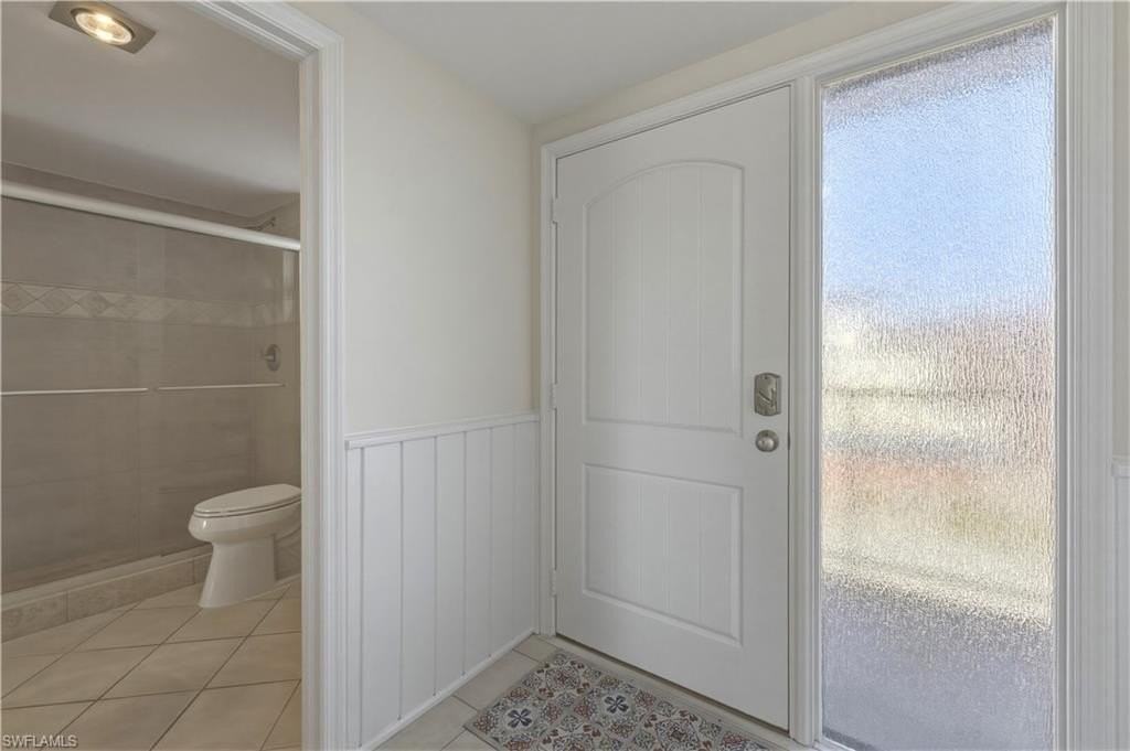 801 River Point Dr #303A - Photo 3 of 27