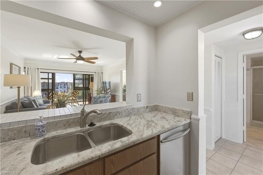 801 River Point Dr #303A - Photo 7 of 27
