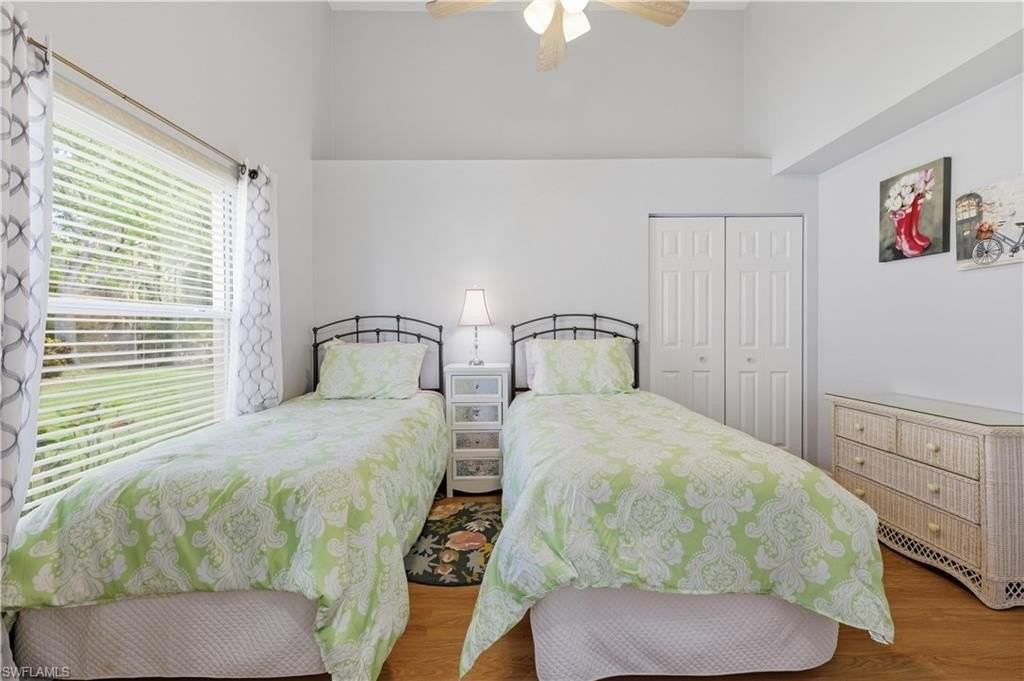 5778 Greenwood Cir - Photo 5 of 33