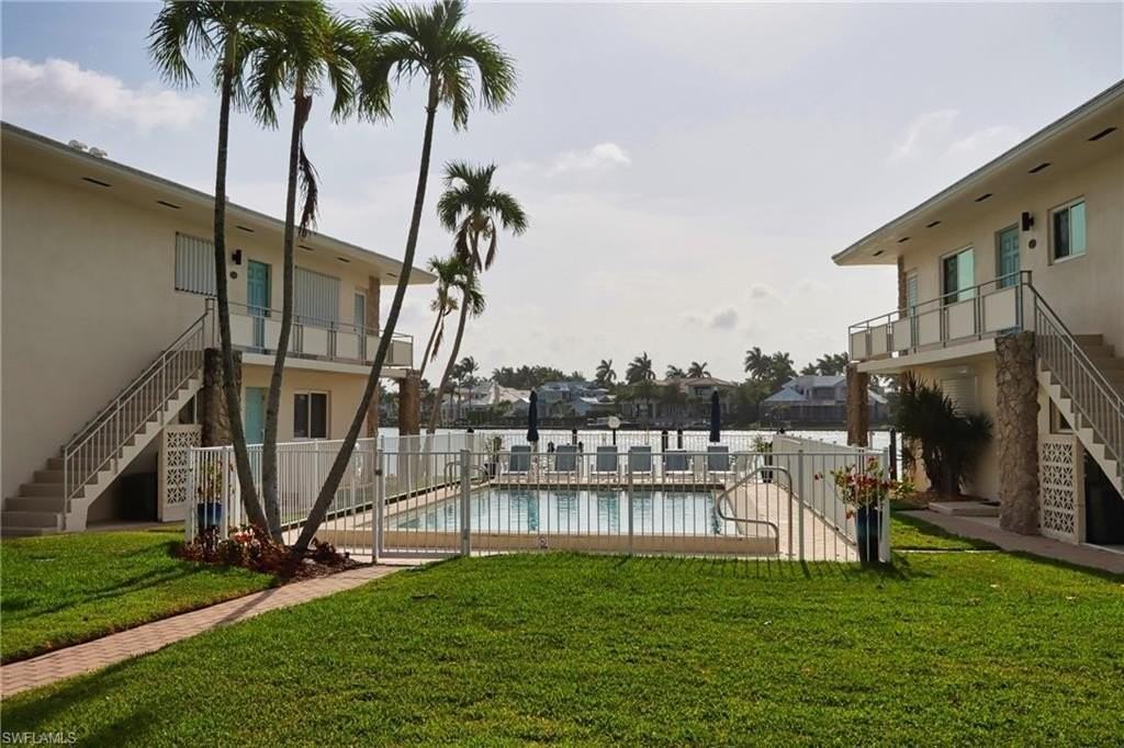 2500 Gulf Shore Blvd N #S6 - Photo 3 of 22