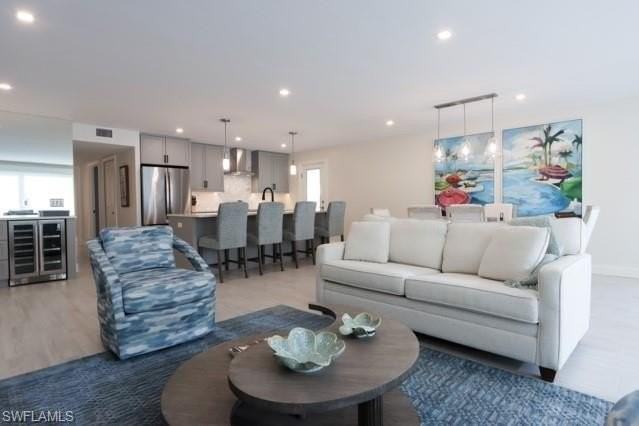 2850 Gulf Shore Blvd N #102 - Photo 6 of 25
