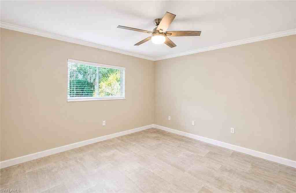 2360 Naples Trace Cir #6 - Photo 7 of 16