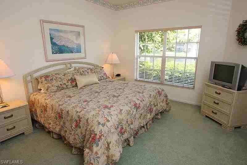 8437 Abbington Cir #612 - Photo 6 of 18