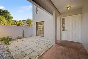 featured image of 908 Augusta Blvd #A907