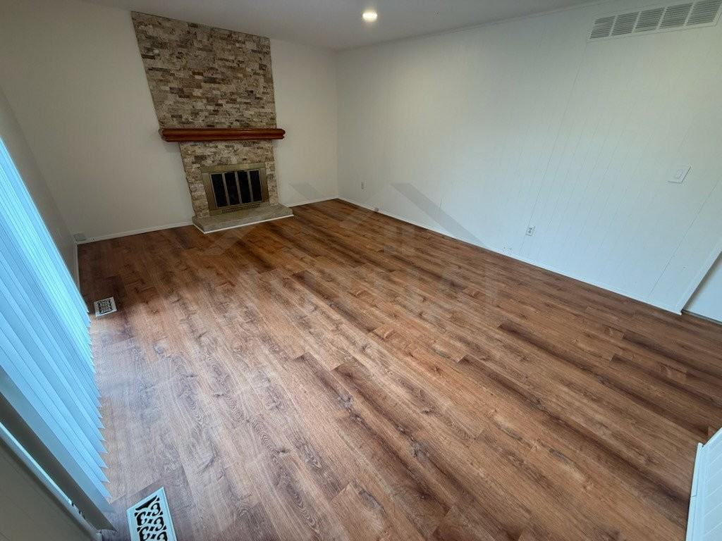 28144 Yorktown Rd - Photo 5 of 8