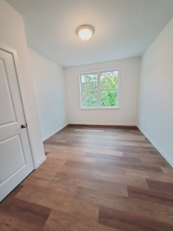 916 Hope St #404 - Photo 5 of 7