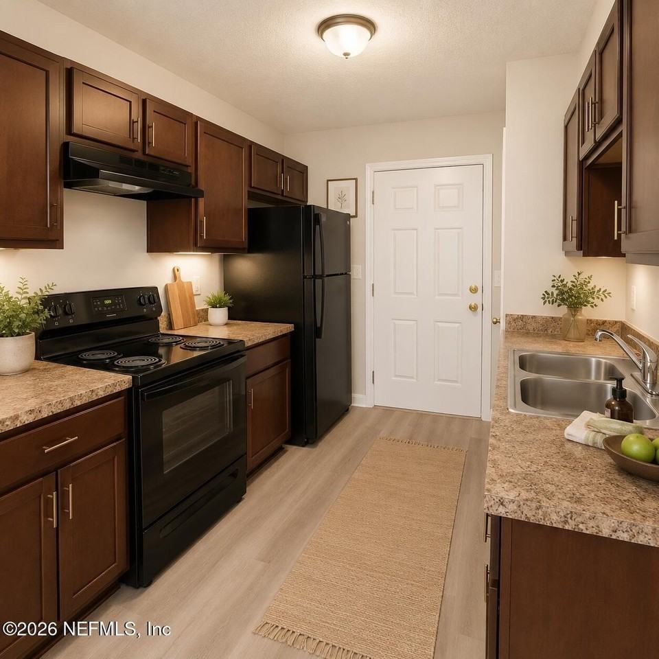 8437 India Ave - Photo 6 of 7