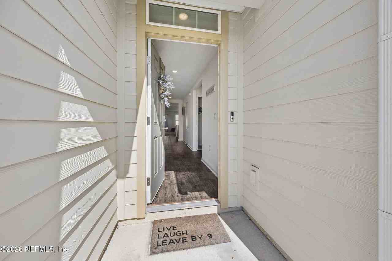 2100 Denton Trce - Photo 5 of 35