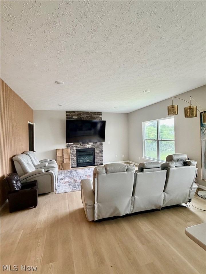 3367 Ponderosa Trl - Photo 2 of 16