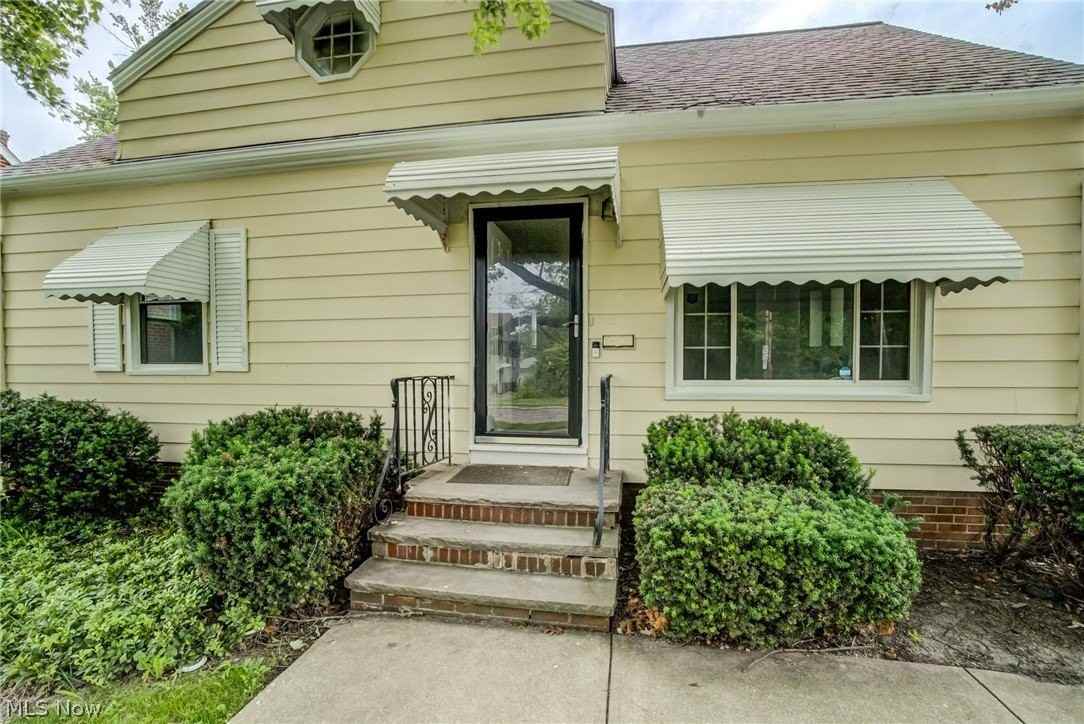 1343 Victory Dr - Photo 7 of 43
