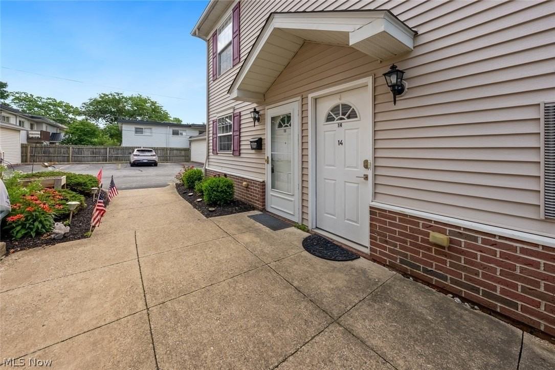 11531 Riverview Ct #13 - Photo 2 of 27