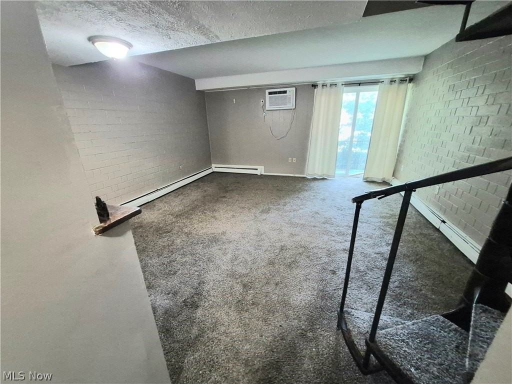 38430 North Ln - Photo 3 of 10