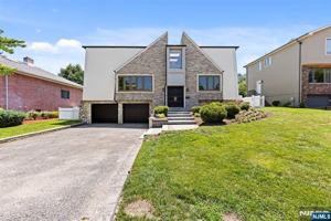 featured image of 275 Alfred Ave