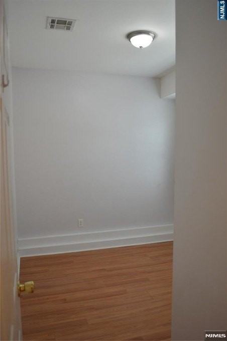 1618 N Front St #5 - Photo 6 of 9