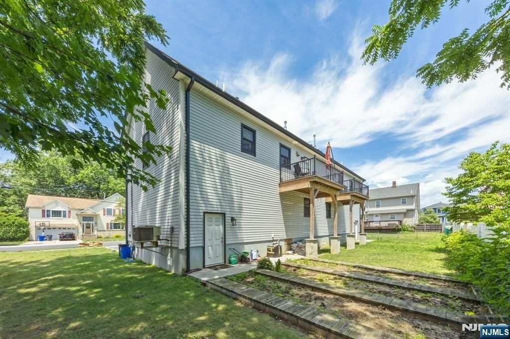 40 Frederick St #B - Photo 3 of 23