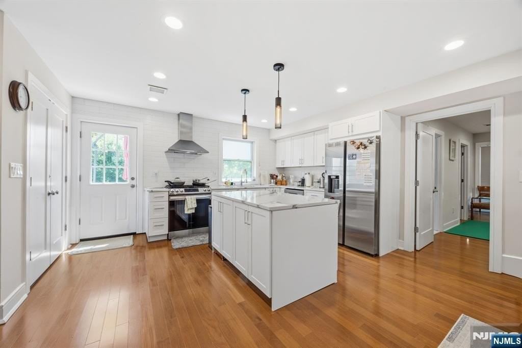 40 Frederick St #B - Photo 5 of 23