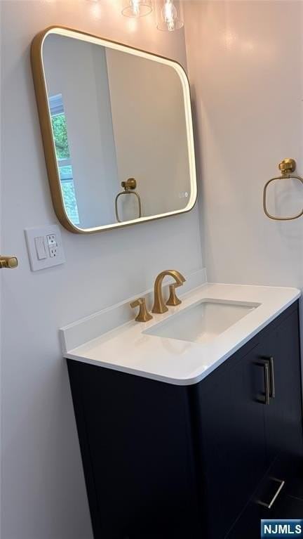 266 Tenafly Rd - Photo 5 of 9