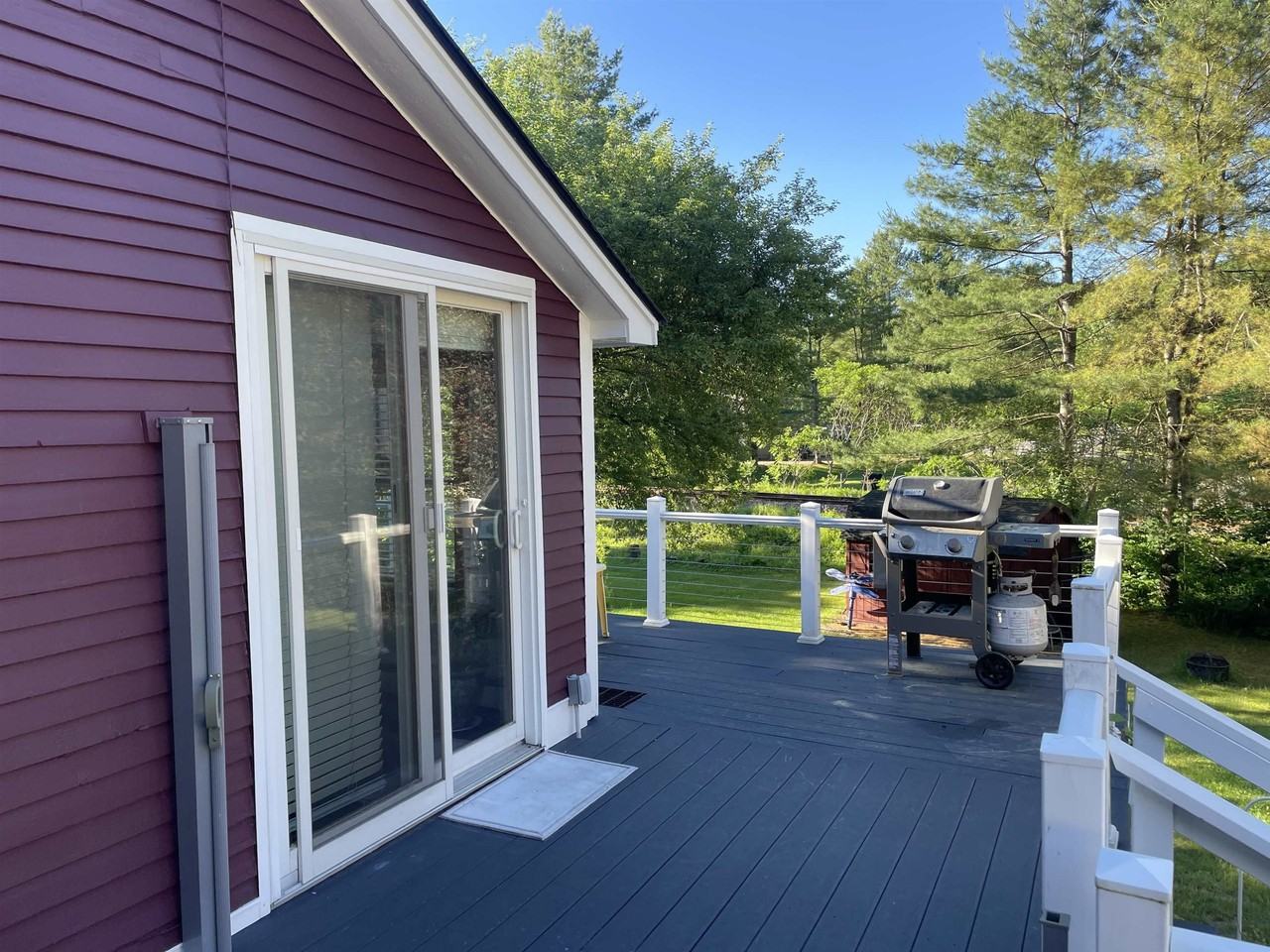 214 Main St - Photo 2 of 13