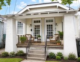 featured image of 2614 Upperline St