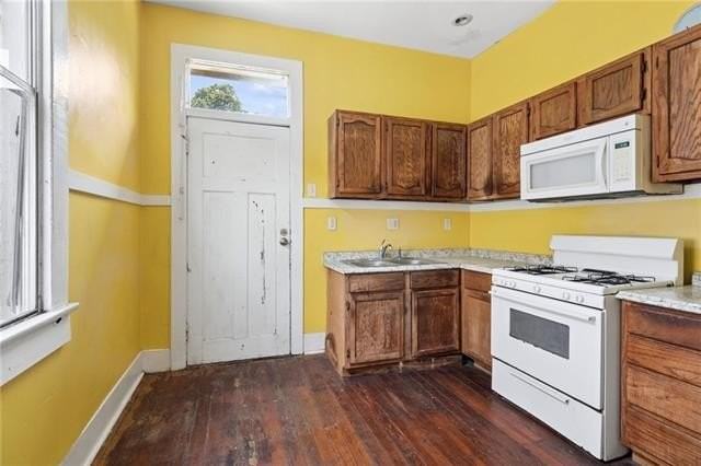 2544 Saint Philip St - Photo 7 of 9