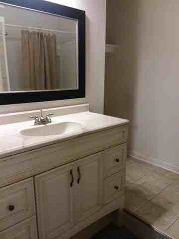 7736 Sycamore St - Photo 5 of 10