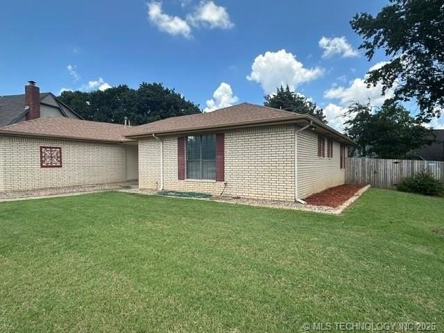 6365 S 85th East Ave - Photo 2 of 32