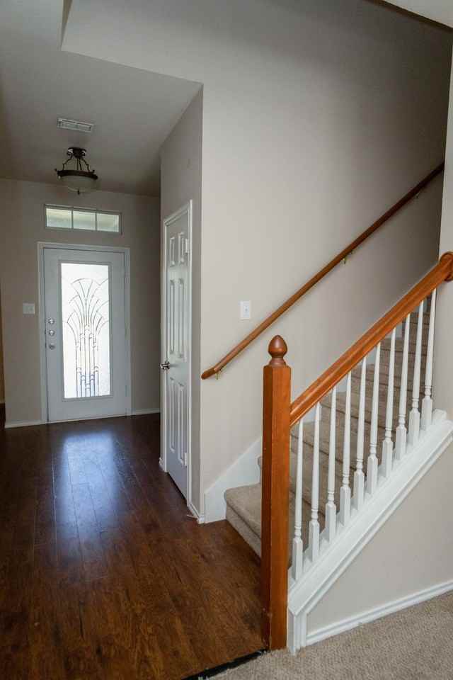 1407 Hazelwood Dr - Photo 4 of 33