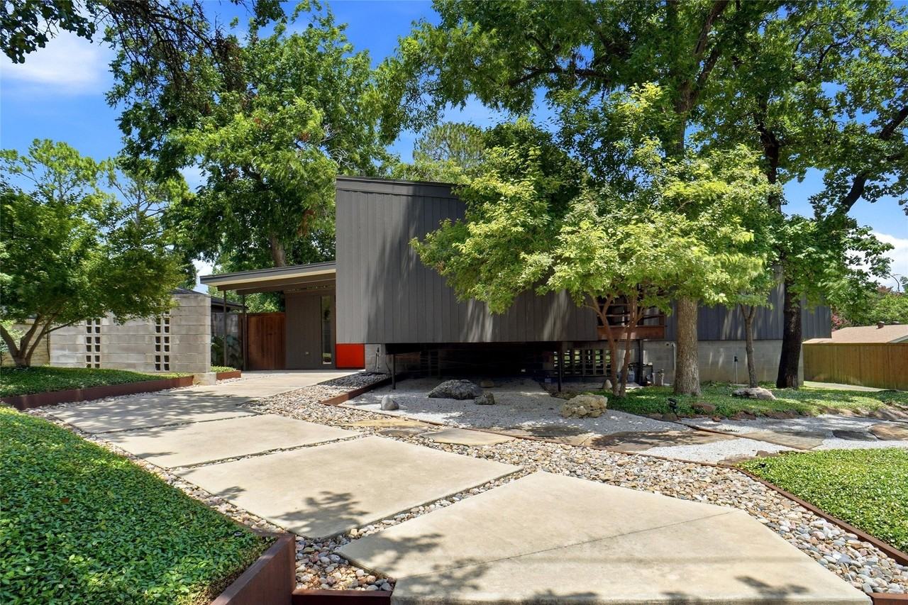 1403 Kendolph Dr - Photo 4 of 30