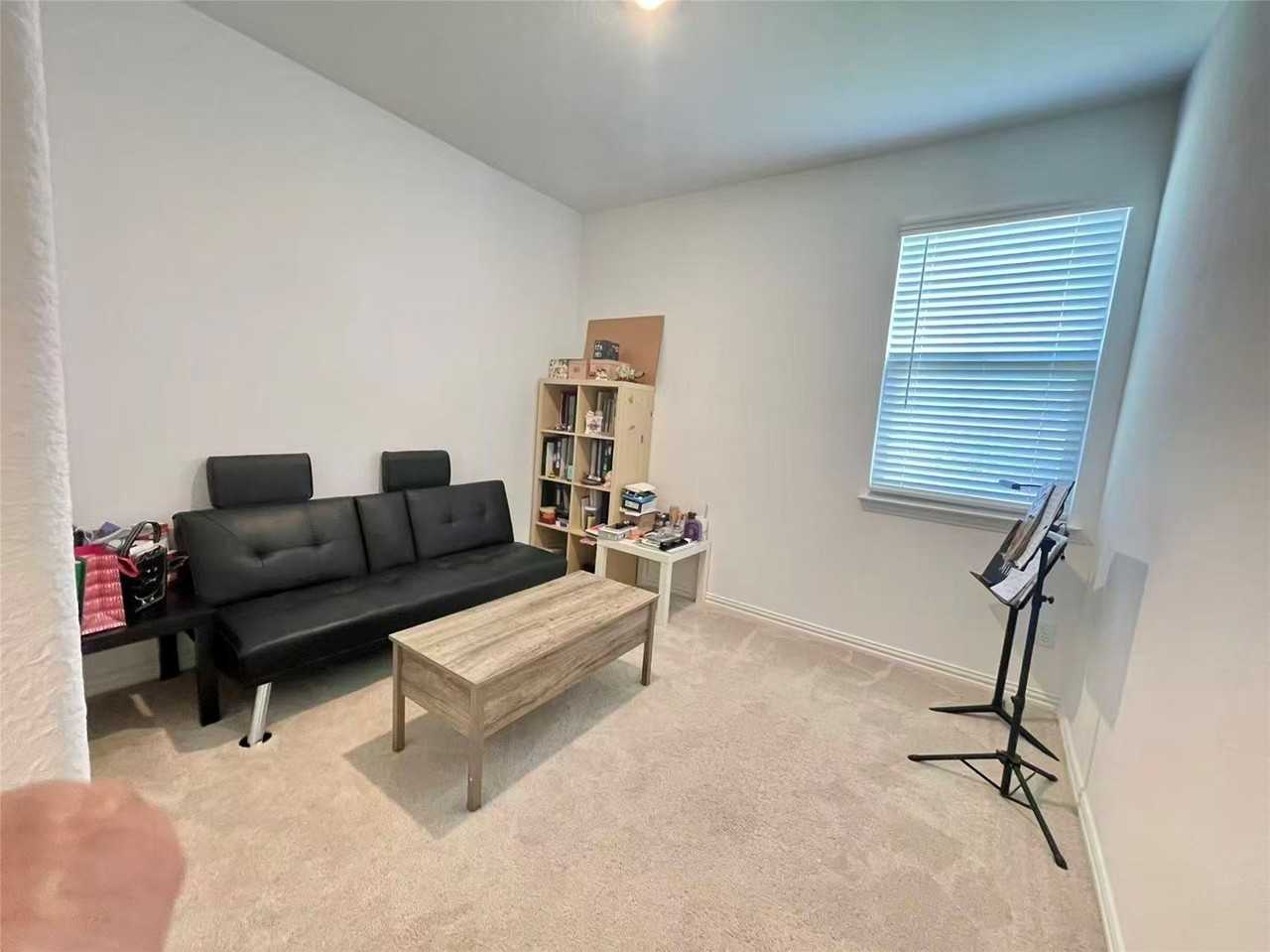 8413 Butterfly Ln - Photo 3 of 18