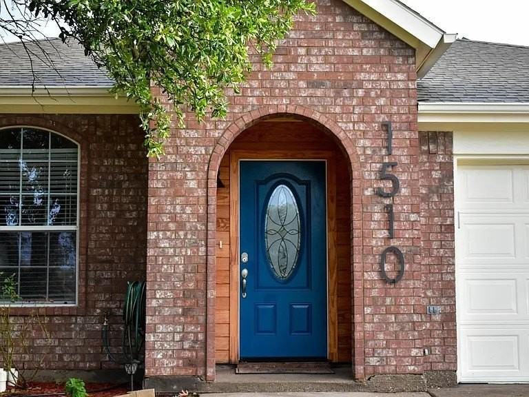 1510 Sequoia Dr - Photo 3 of 40
