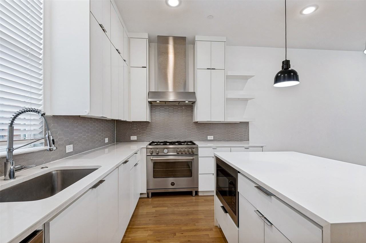 1510 N Washington Ave #403 - Photo 4 of 12