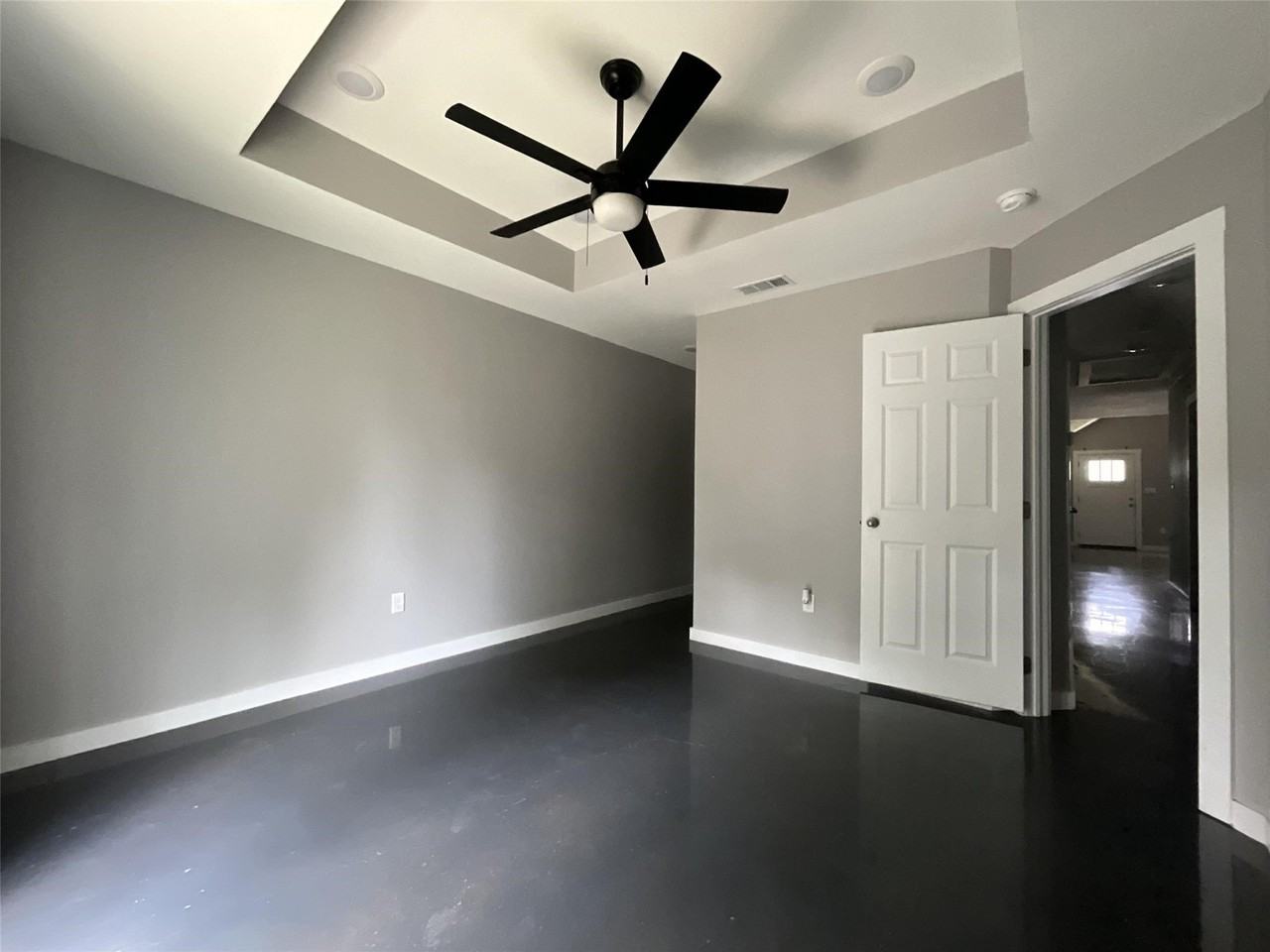 113 Isabella St - Photo 5 of 13