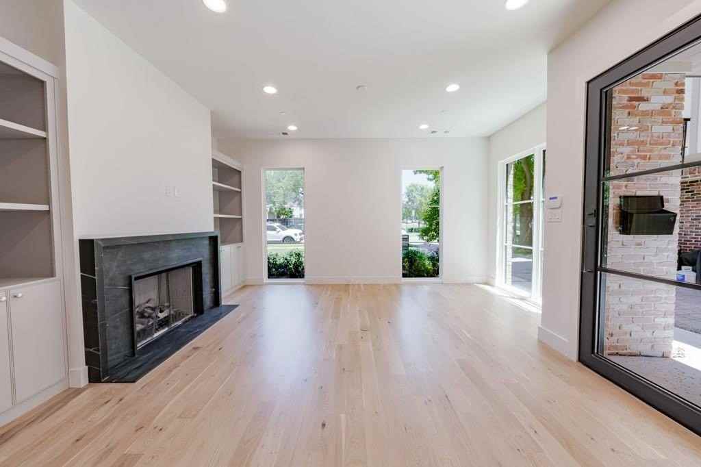 4129 Grassmere Ln - Photo 4 of 29