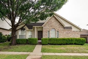 featured image of 2104 Regency Dr