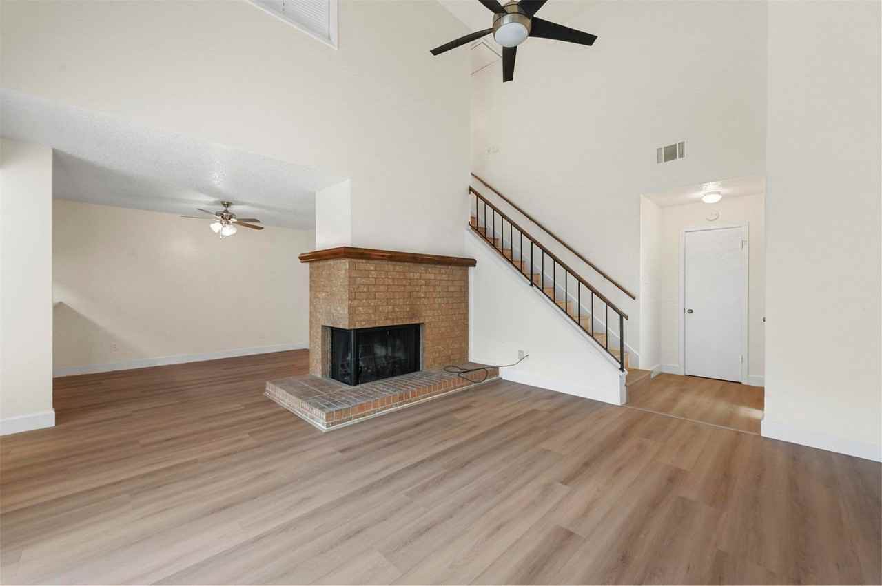 2904 Nova Dr - Photo 3 of 29