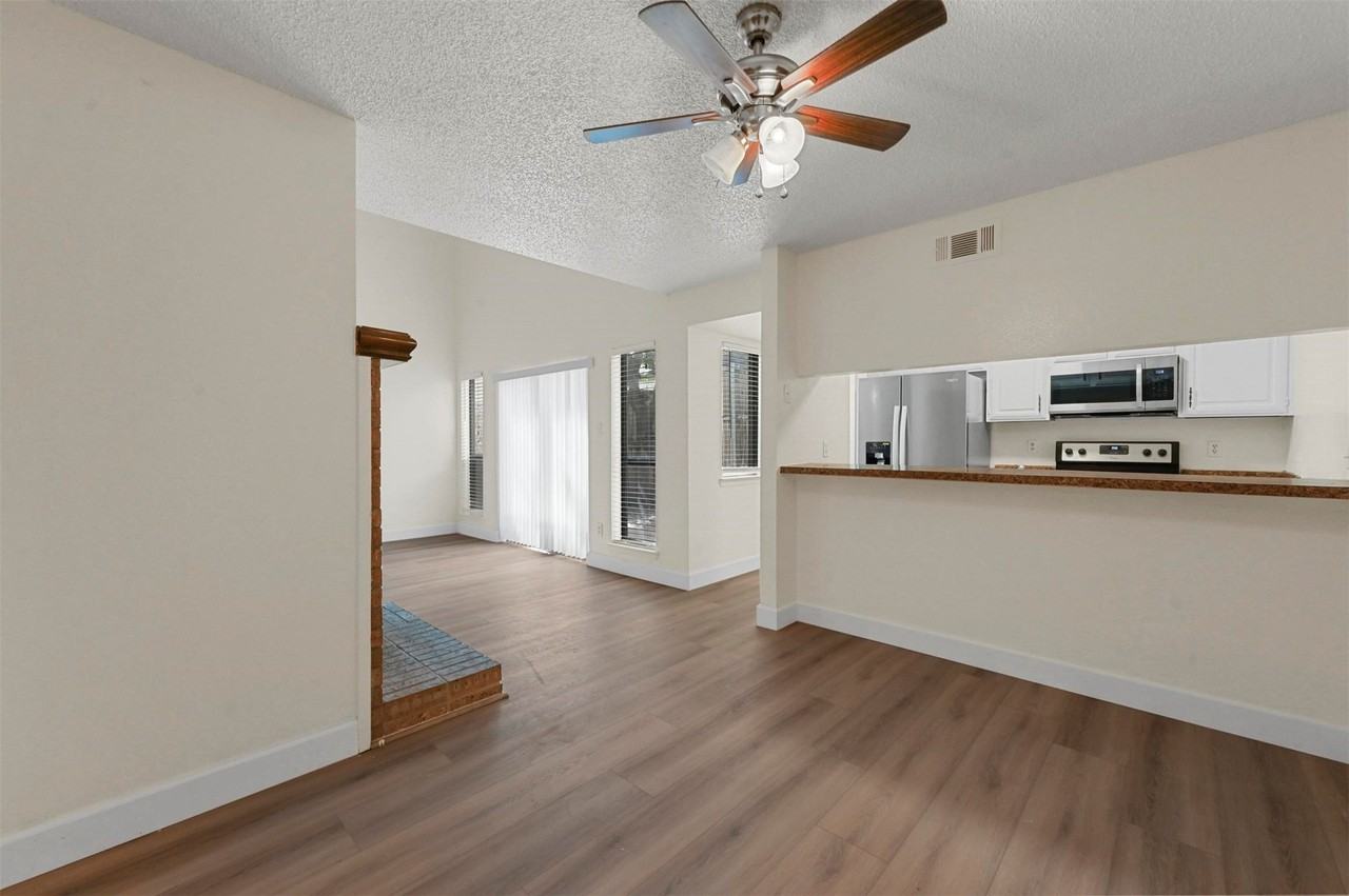 2904 Nova Dr - Photo 4 of 29