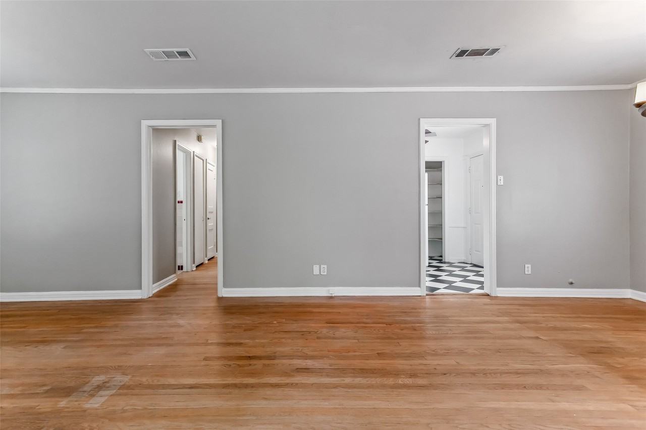 1510 S Montreal Ave - Photo 4 of 22